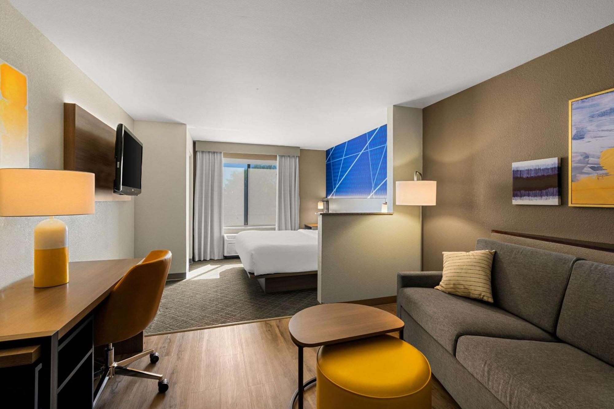Comfort Suites Vacaville-Napa Valley Area Екстериор снимка