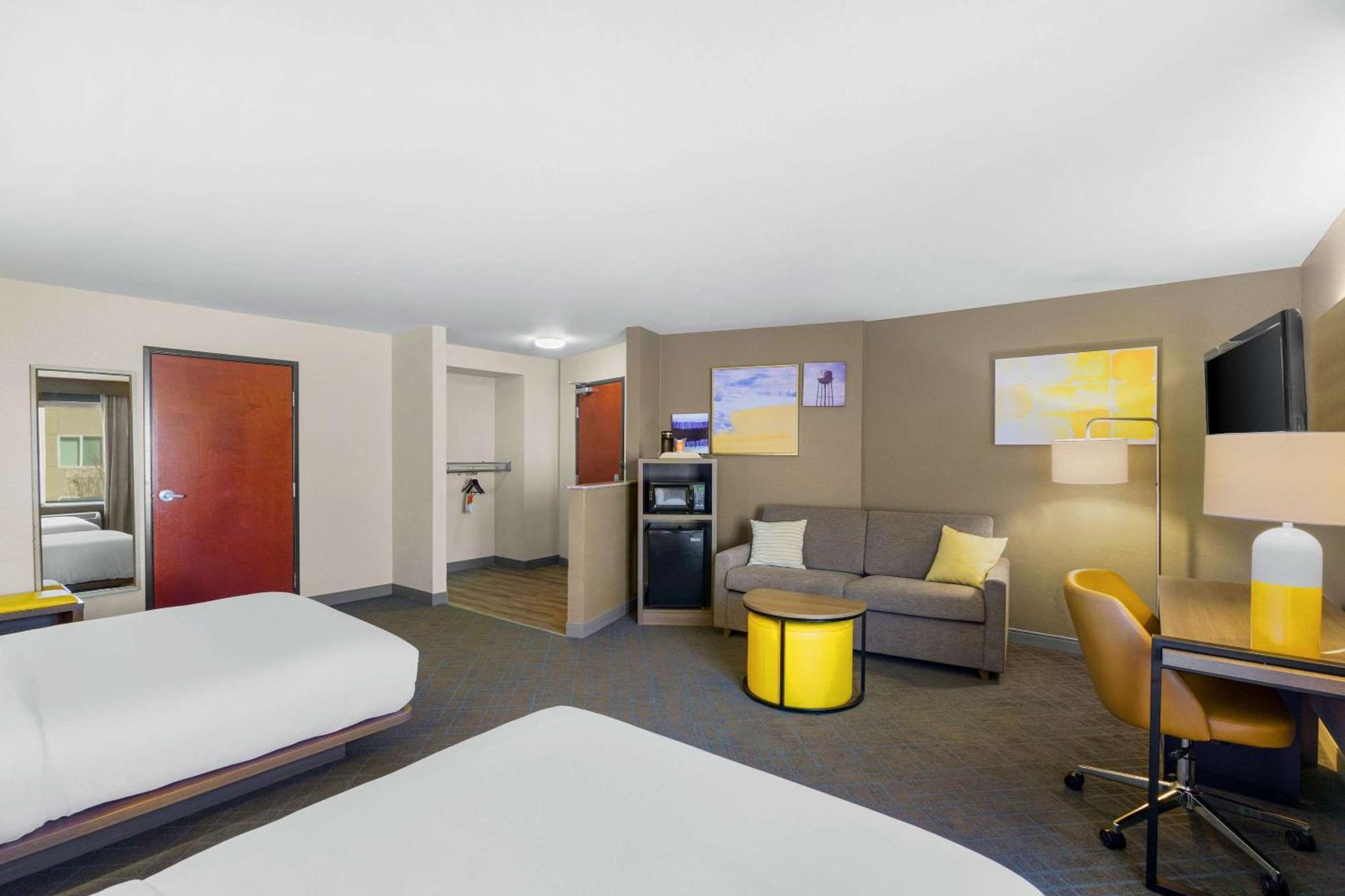 Comfort Suites Vacaville-Napa Valley Area Екстериор снимка
