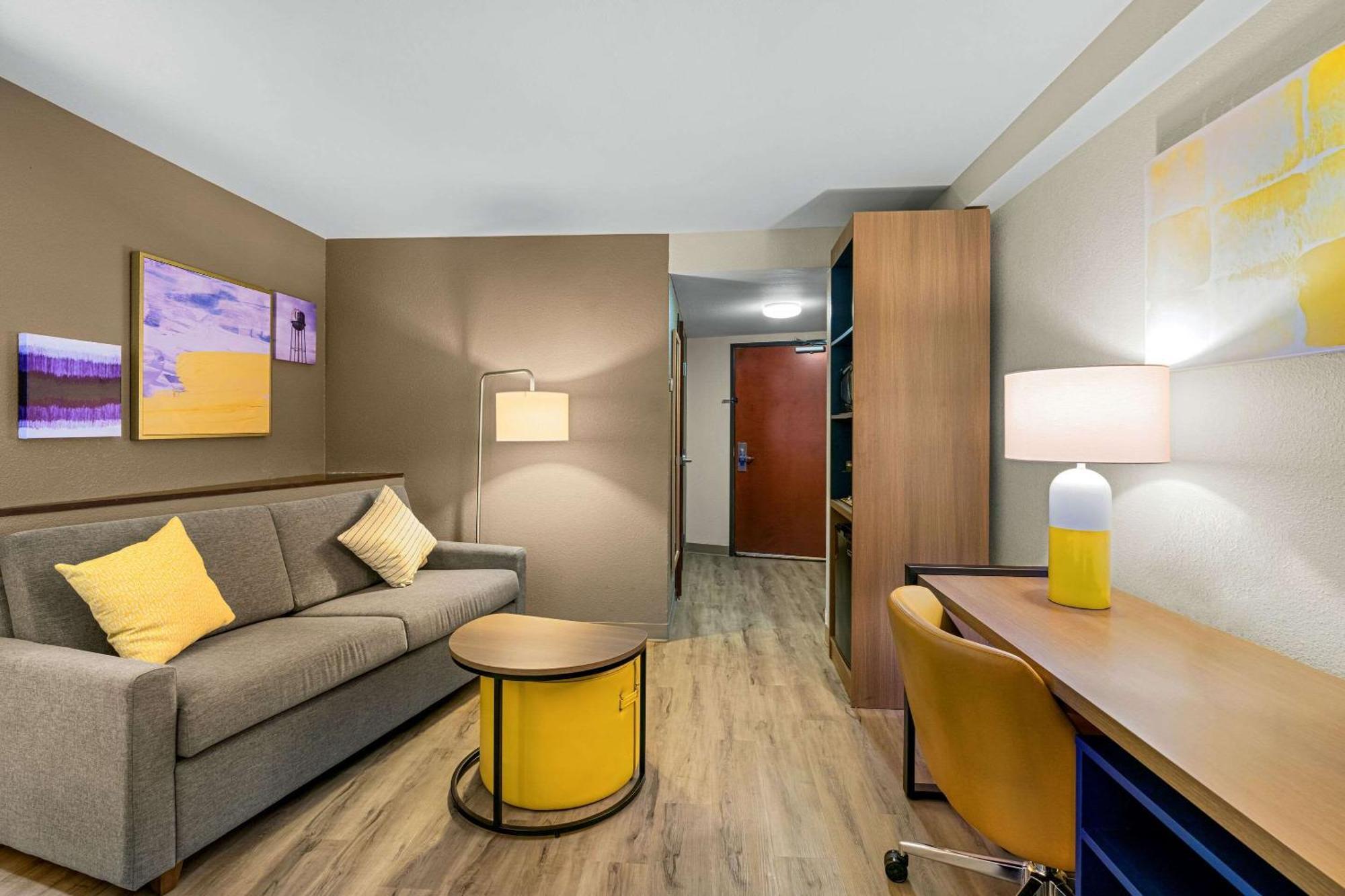 Comfort Suites Vacaville-Napa Valley Area Екстериор снимка