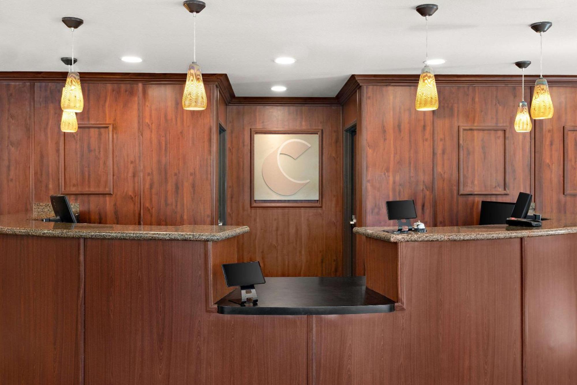 Comfort Suites Vacaville-Napa Valley Area Екстериор снимка